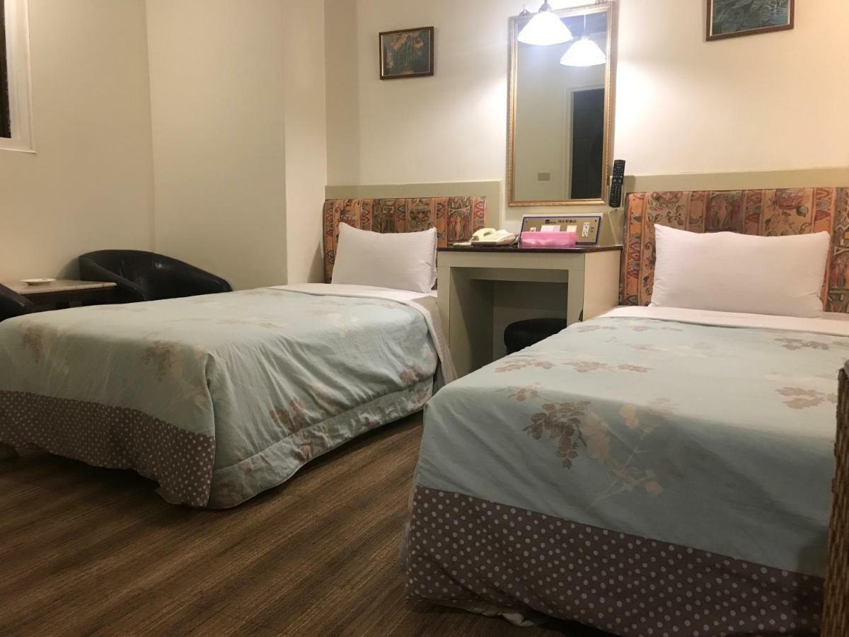 Good Hotel Fengyuan Buitenkant foto